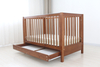 Cuna de madera de lujo con f&aacute;cil montaje: complemento seguro, resistente y elegante para cualquier decoraci&oacute;n de guarder&iacute;a